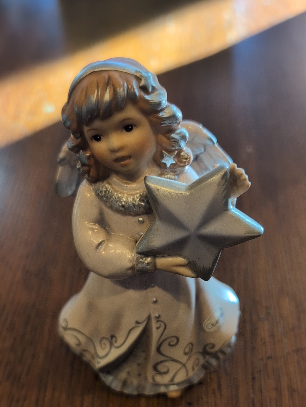 Goebel Angel Figurine Wish A Upon A Star 2000